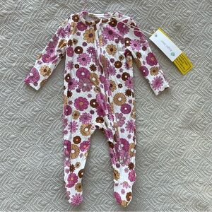 NWT Girl’s Angel Dear Onsie 3-6 months